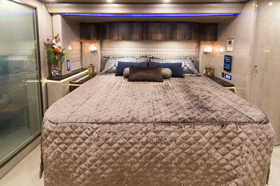 2017 Prevost Marathon H3-45 For Sale