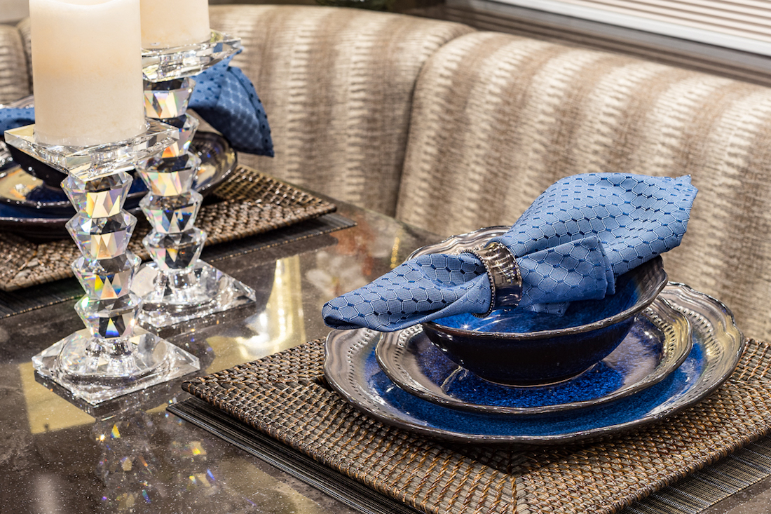 2017 Prevost Marathon H3-45 For Sale