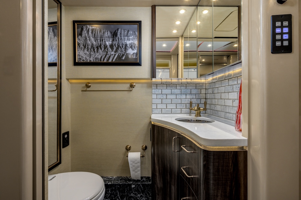 2017 Prevost Marathon H3-45 For Sale