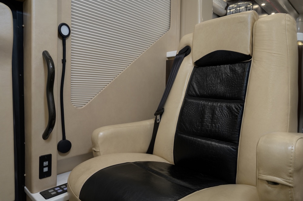 2017 Prevost Marathon H3-45 For Sale