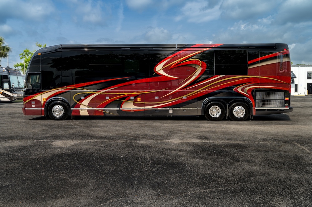 2017 Prevost Marathon H3-45 For Sale