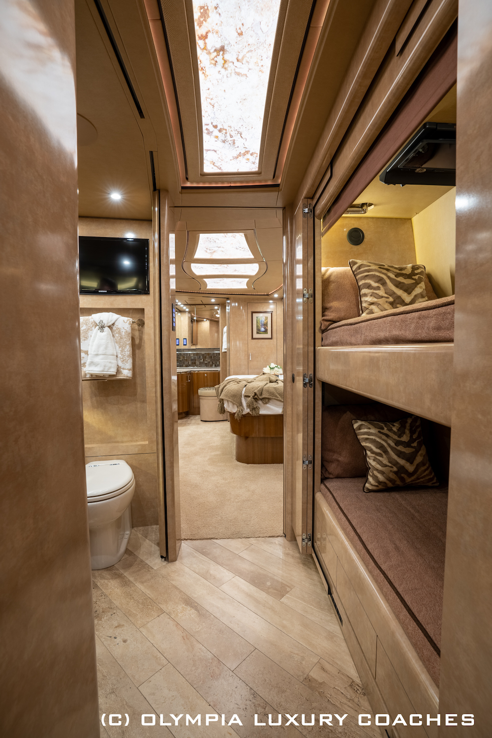 2017 Prevost Marathon H3-45 For Sale