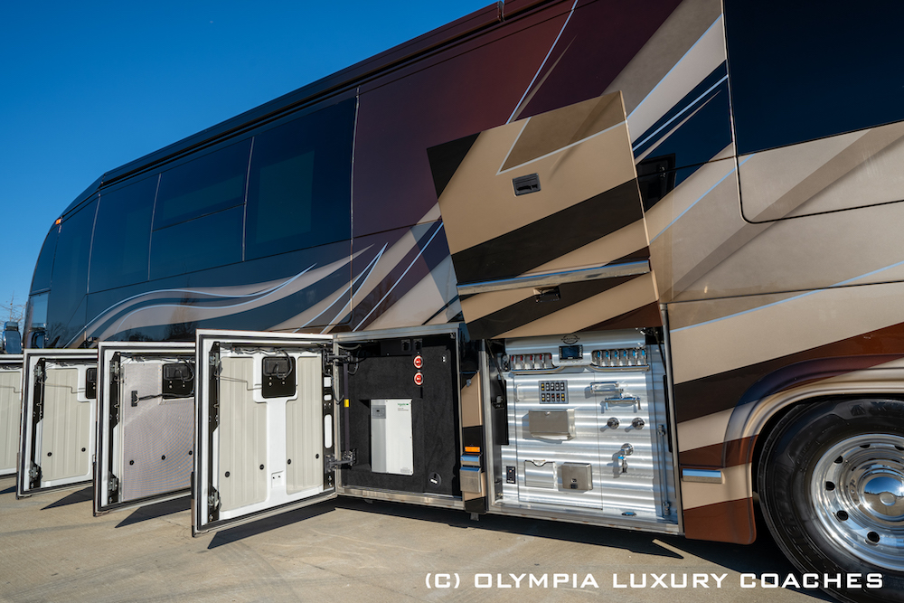 2017 Prevost Marathon H3-45 For Sale