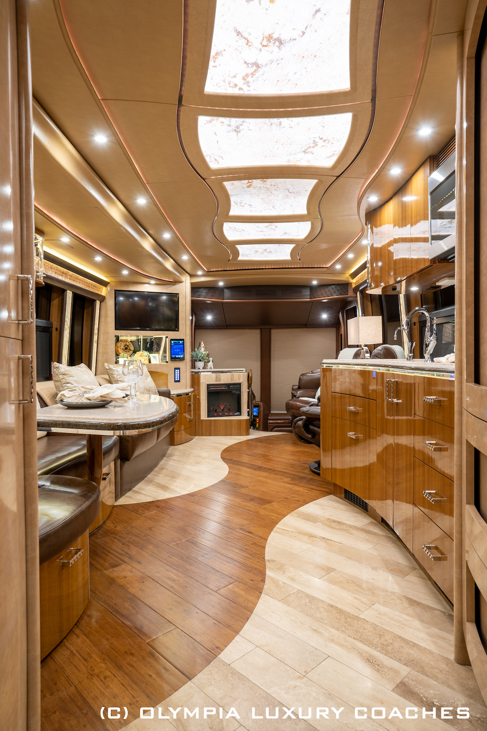 2017 Prevost Marathon H3-45 For Sale