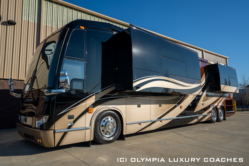 2017 Prevost Marathon H3-45 For Sale