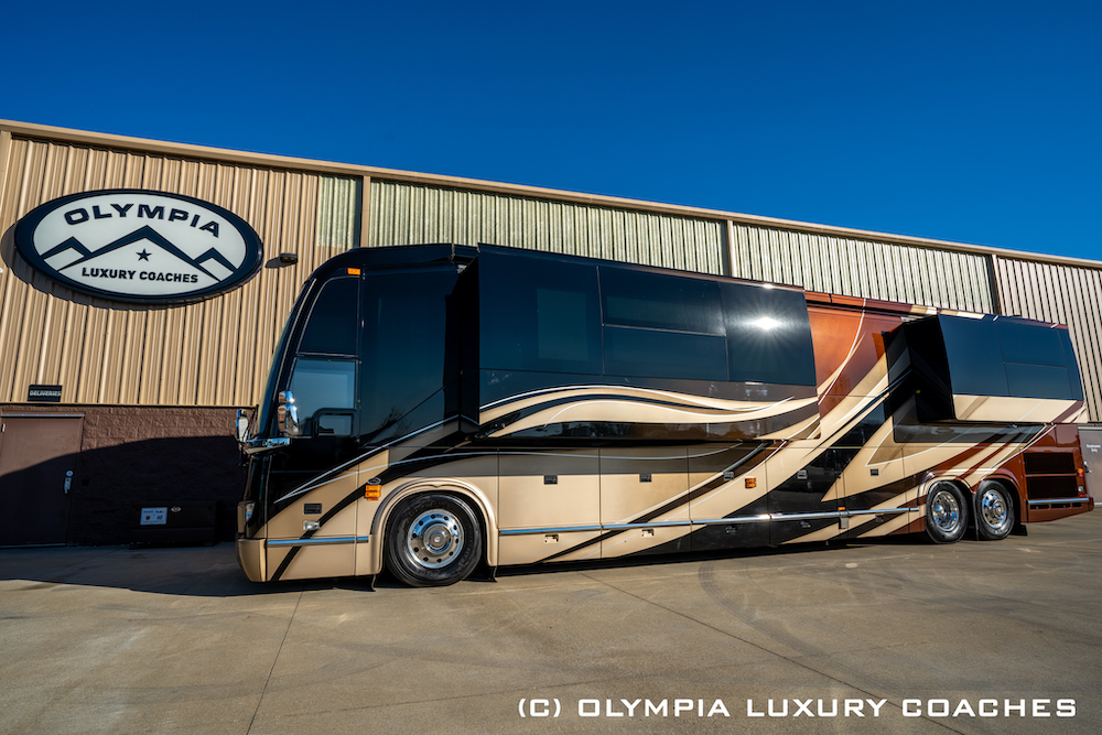 2017 Prevost Marathon H3-45 For Sale