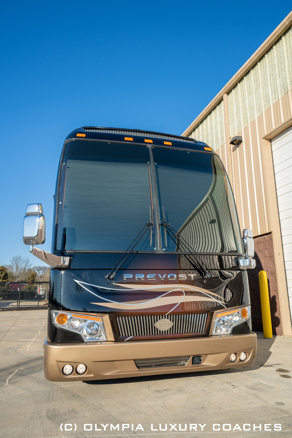 2017 Prevost Marathon H3-45 For Sale