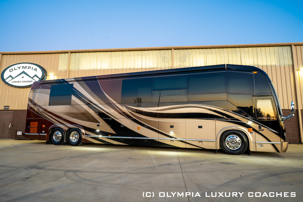 2017 Prevost Marathon H3-45 For Sale