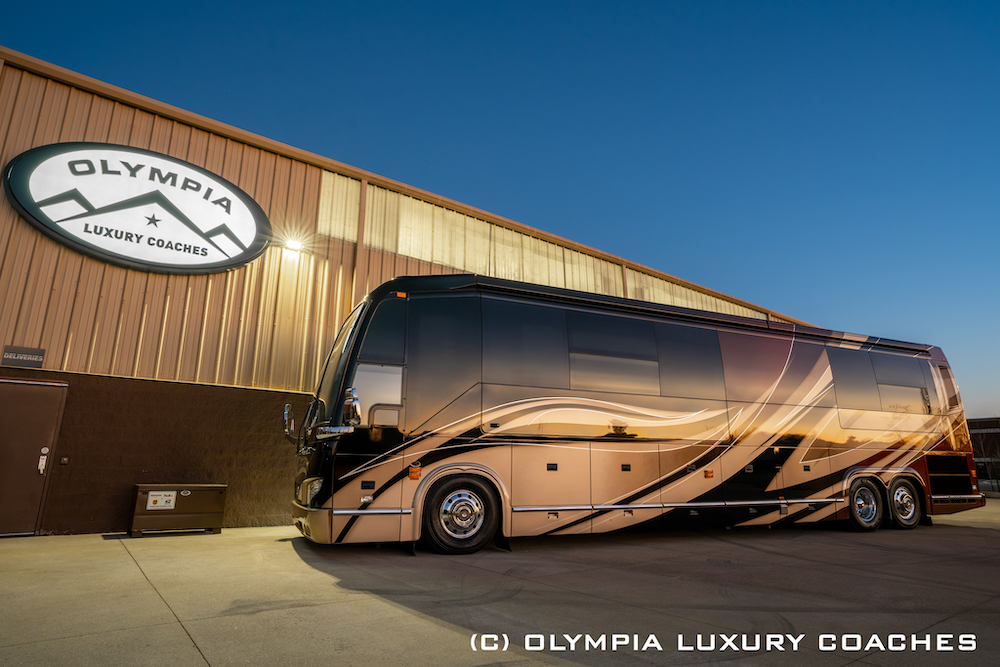 2017 Prevost Marathon H3-45 For Sale