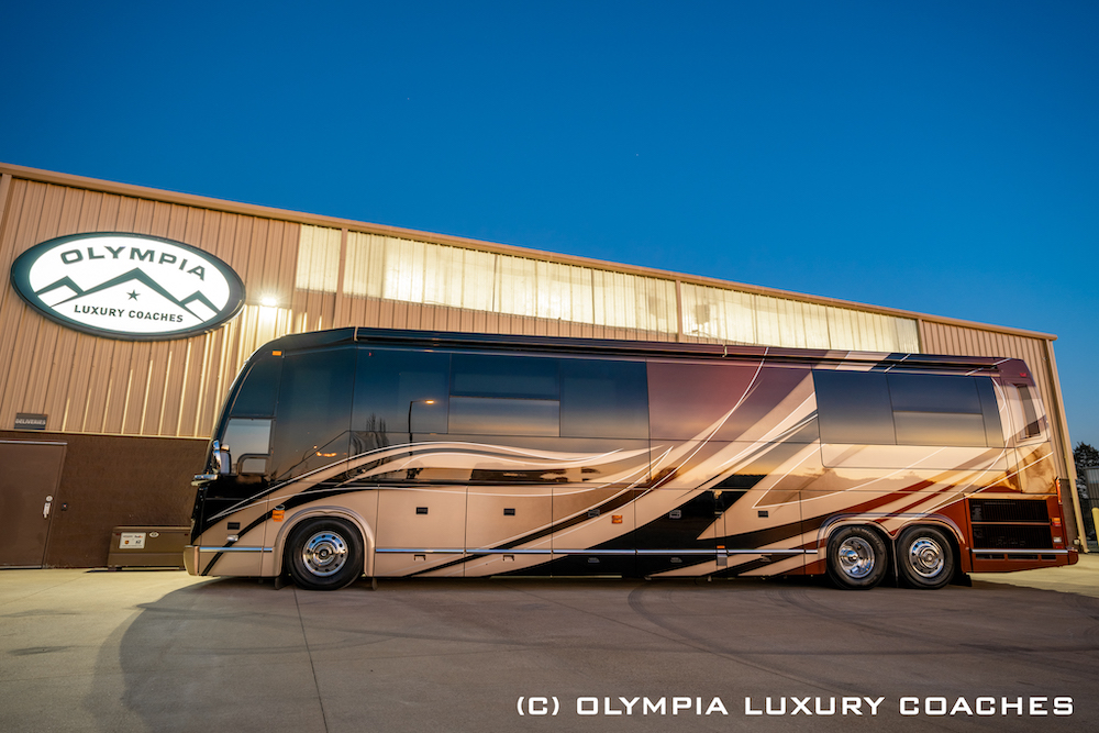 2017 Prevost Marathon H3-45 For Sale