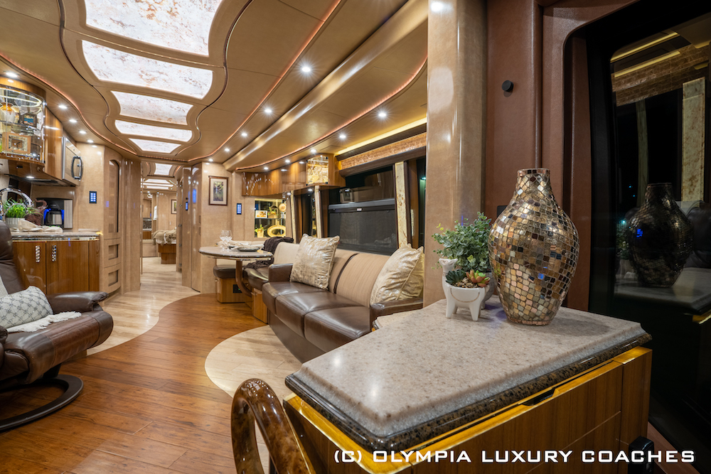 2017 Prevost Marathon H3-45 For Sale