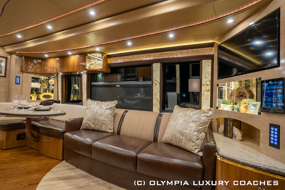 2017 Prevost Marathon H3-45 For Sale