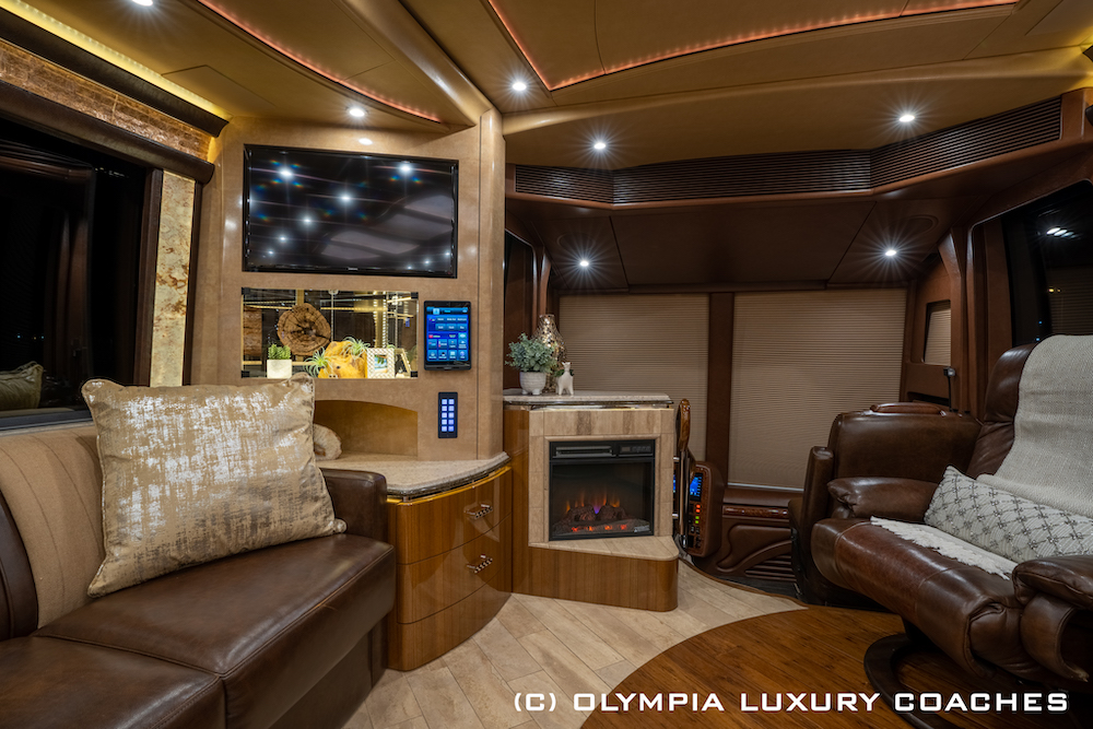 2017 Prevost Marathon H3-45 For Sale