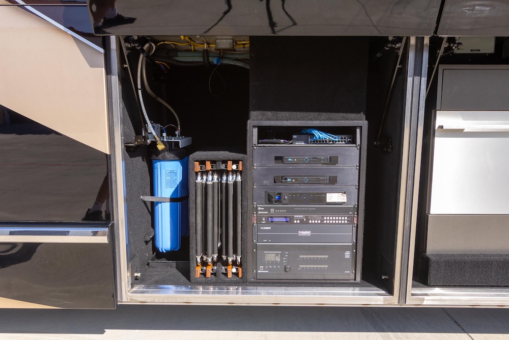 2017 Prevost Marathon H3-45 For Sale