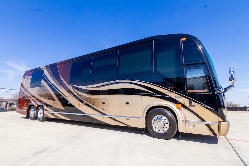 2017 Prevost Marathon H3-45 For Sale