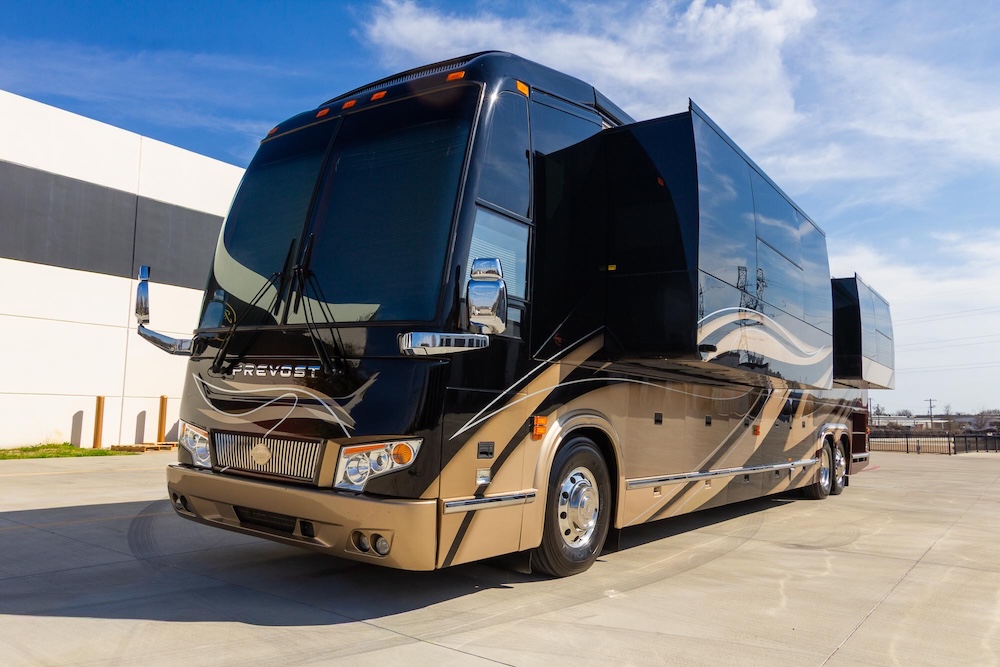 2017 Prevost Marathon H3-45 For Sale