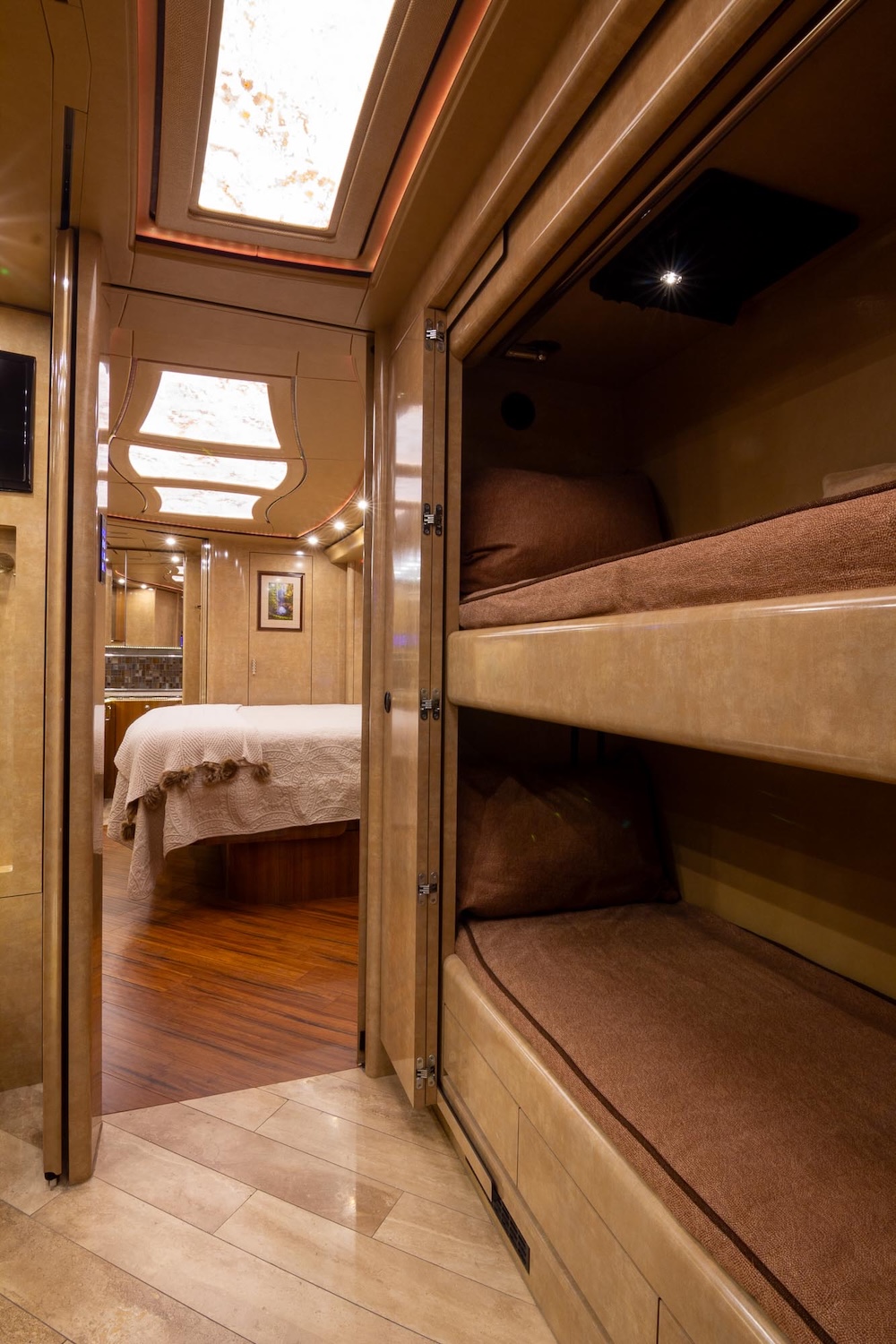 2017 Prevost Marathon H3-45 For Sale
