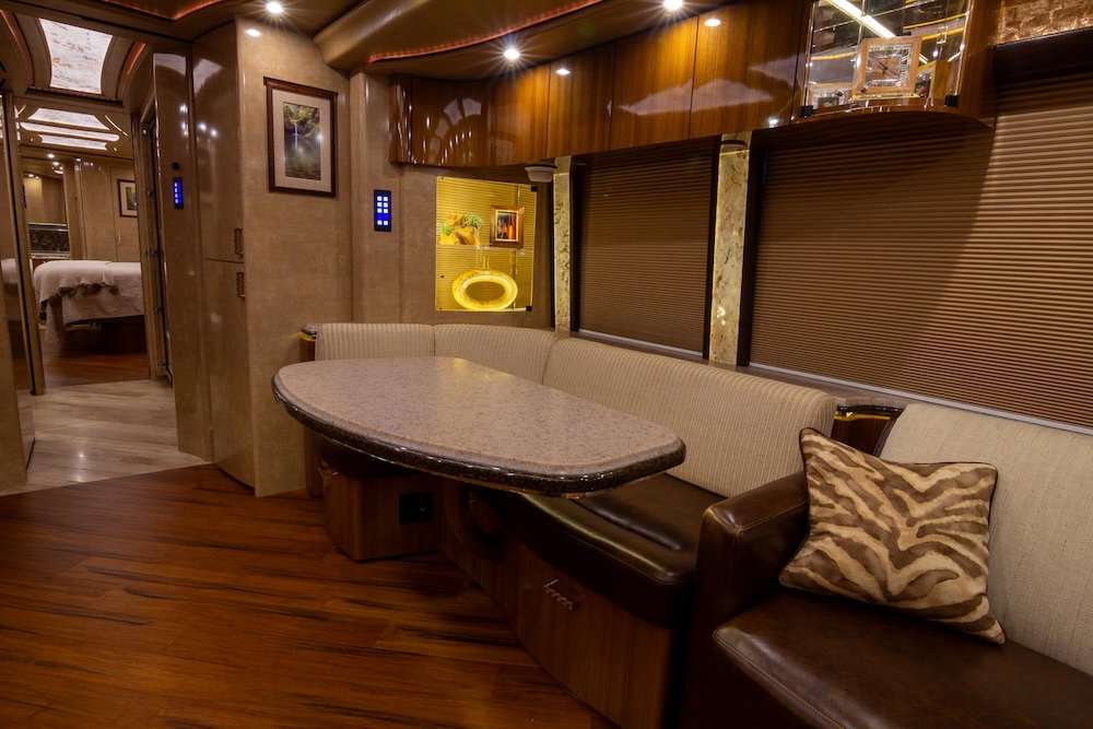 2017 Prevost Marathon H3-45 For Sale