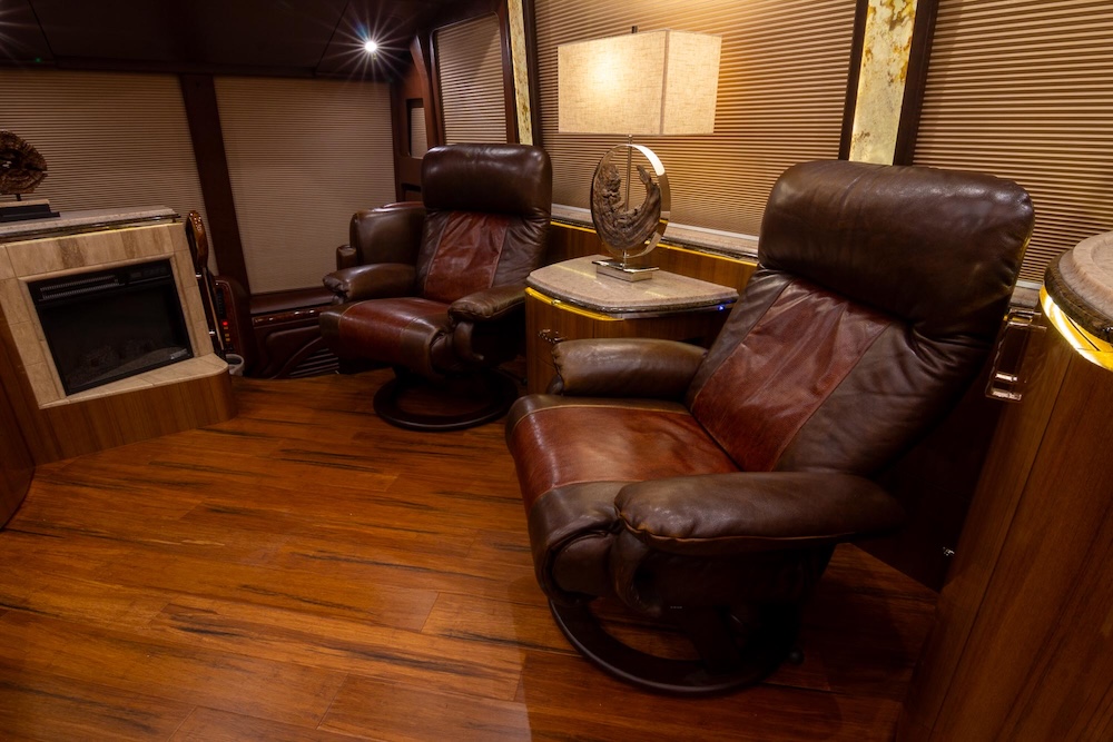 2017 Prevost Marathon H3-45 For Sale
