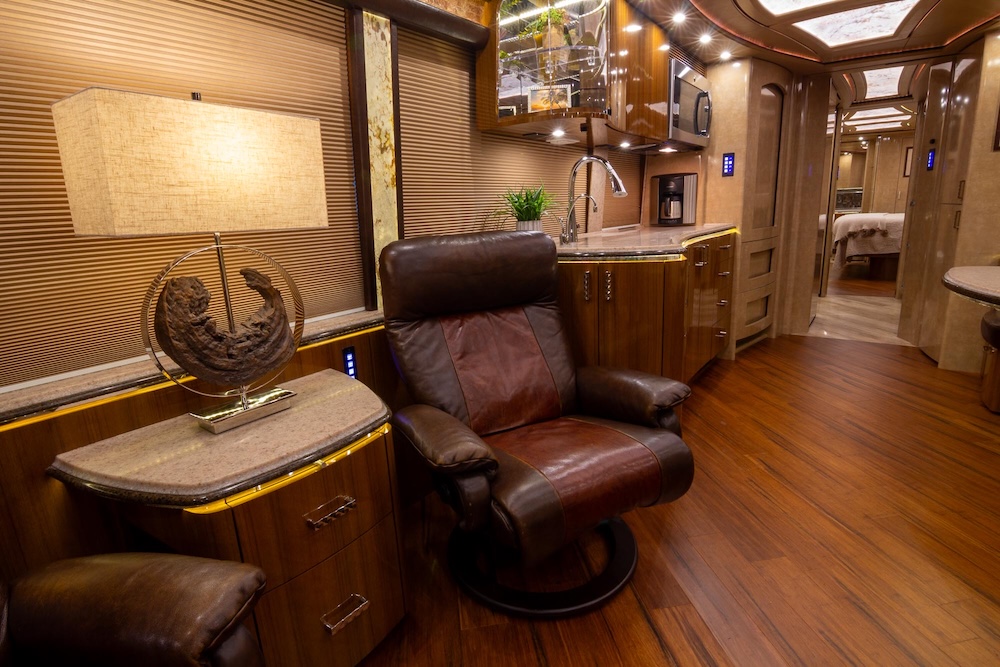 2017 Prevost Marathon H3-45 For Sale