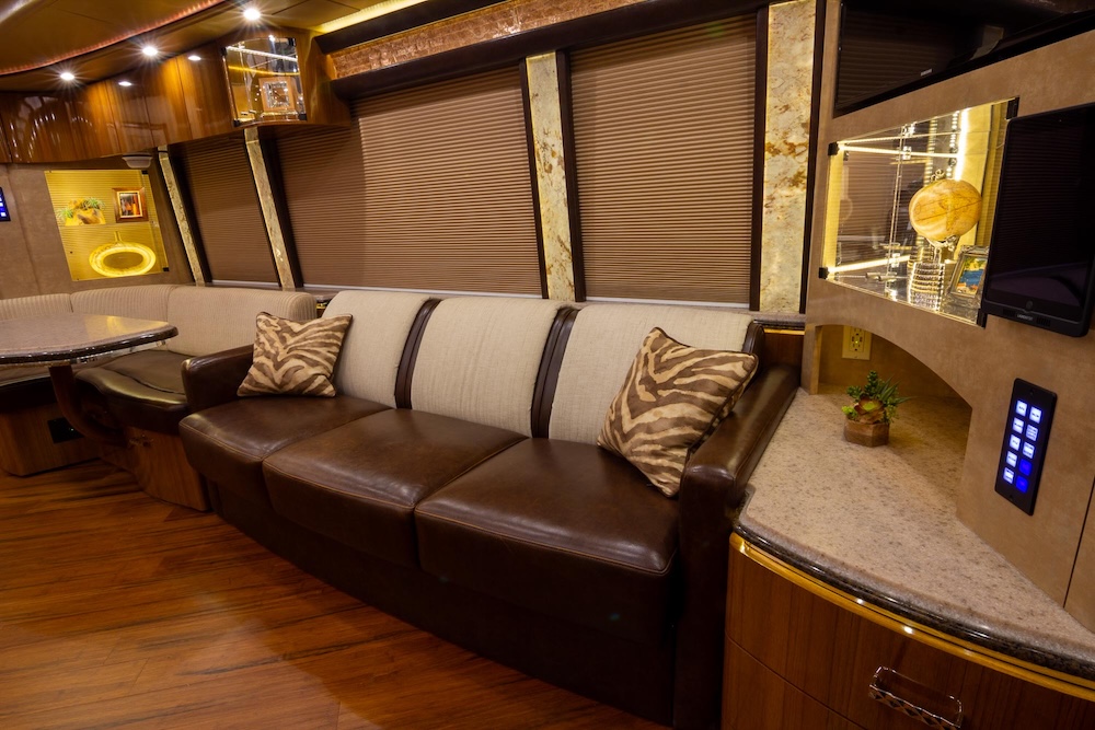 2017 Prevost Marathon H3-45 For Sale