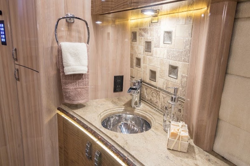2017 Prevost Marathon X3 For Sale