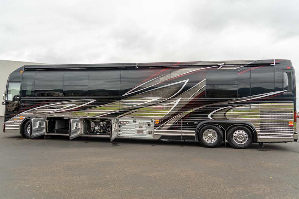 2017 Prevost Marathon X3 For Sale