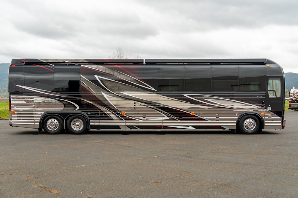 2017 Prevost Marathon X3 For Sale