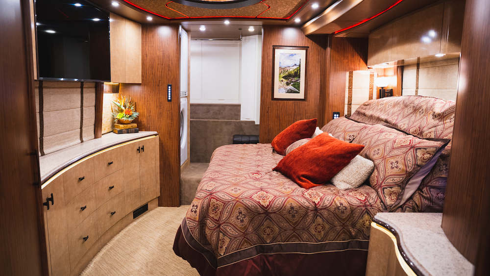 2017 Prevost Marathon X3 For Sale