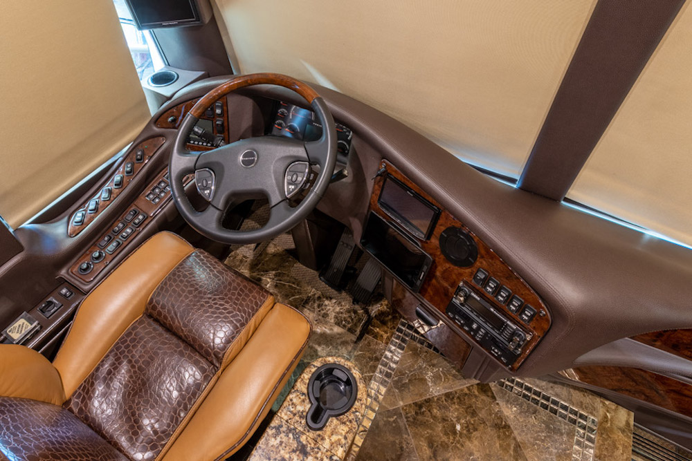 2017 Prevost Millennium H3-45 For Sale