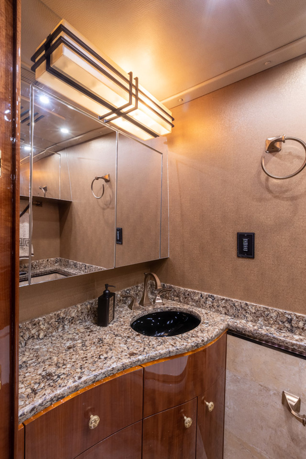 2017 Prevost Millennium H3-45 For Sale