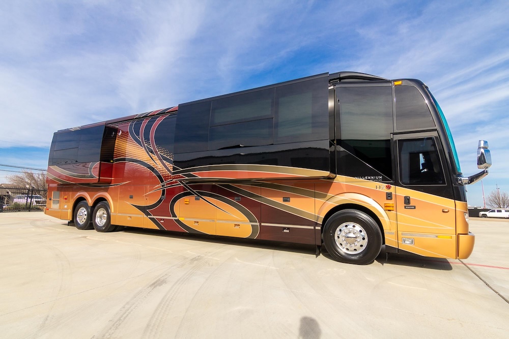 2017 Prevost Millennium H3-45 For Sale