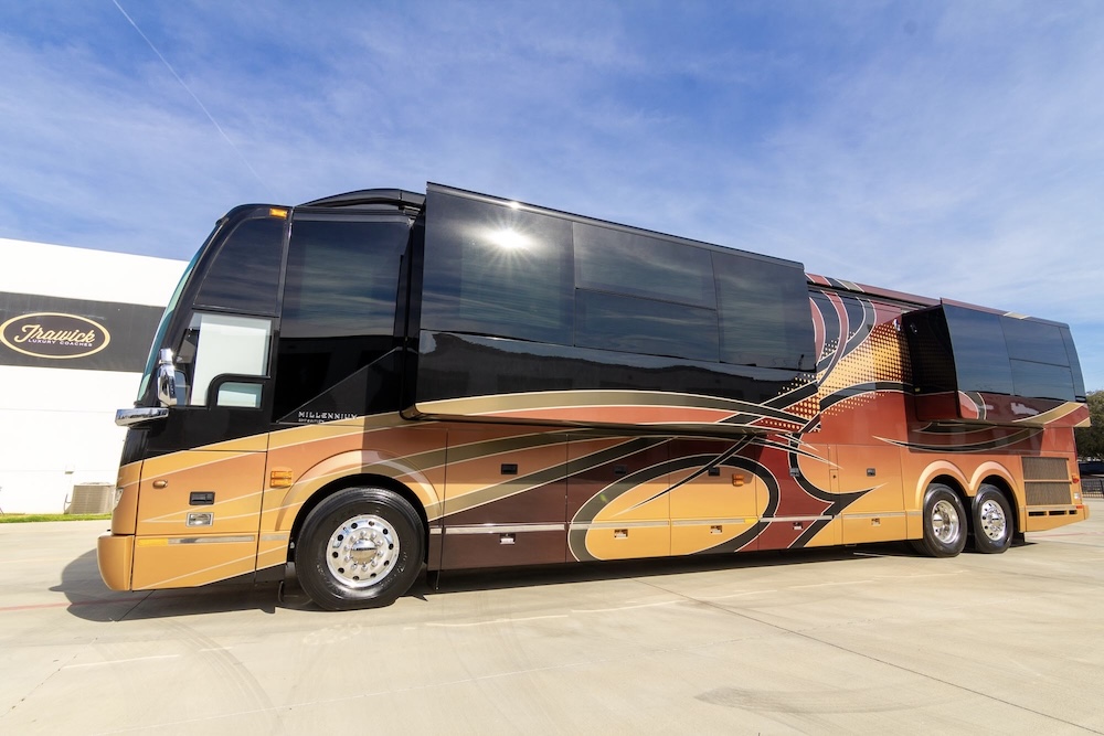 2017 Prevost Millennium H3-45 For Sale