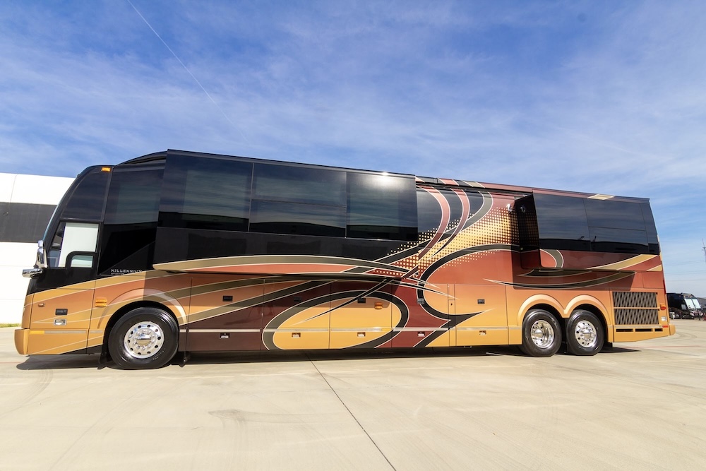 2017 Prevost Millennium H3-45 For Sale
