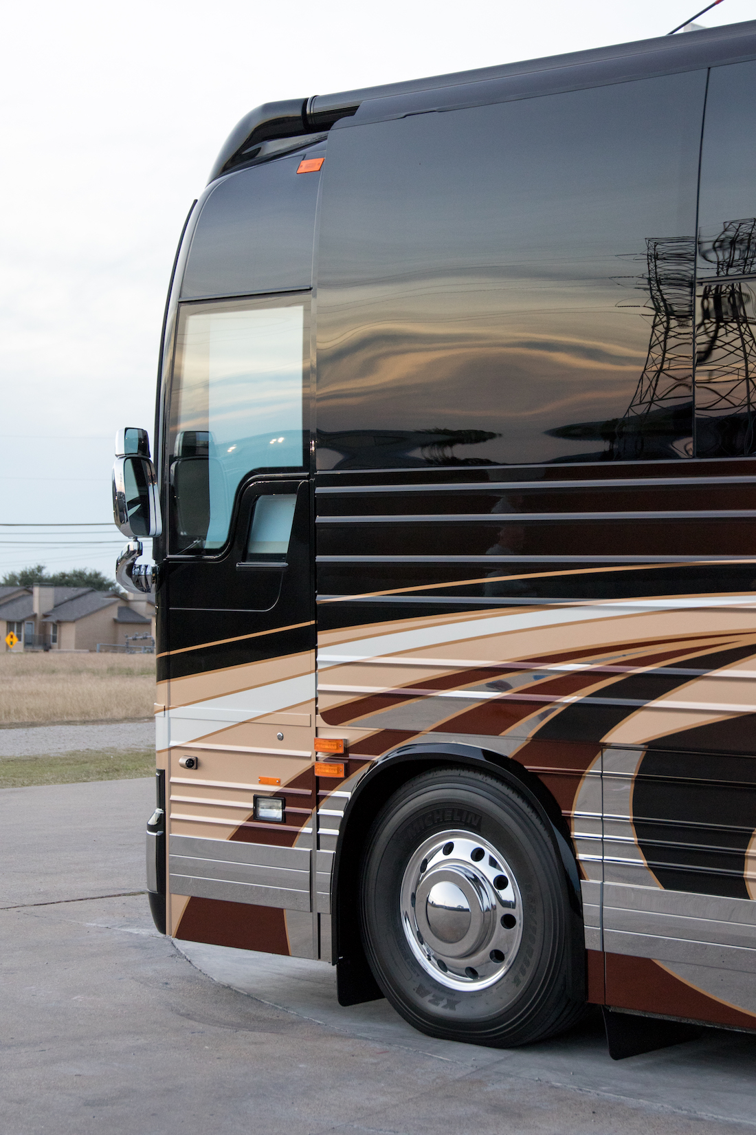 2017 Prevost Millennium X3 For Sale