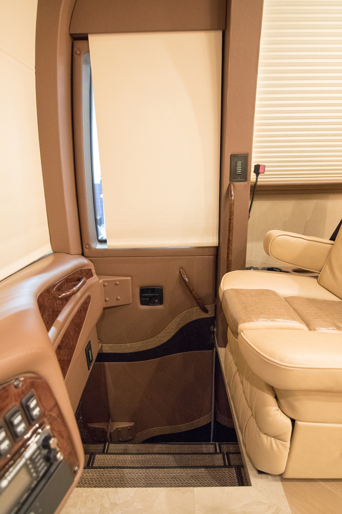 2017 Prevost Millennium X3 For Sale