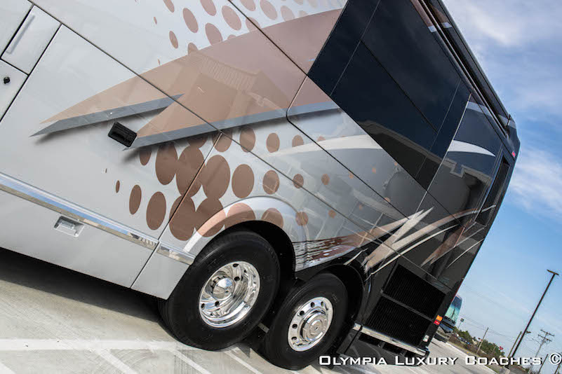 2017 Prevost Olympia H3-45 For Sale