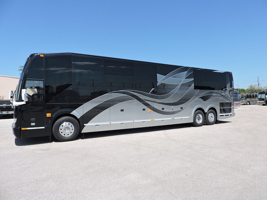 2017 Prevost Parliament H3-45 For Sale