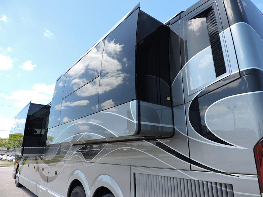 2017 Prevost Parliament H3-45 For Sale