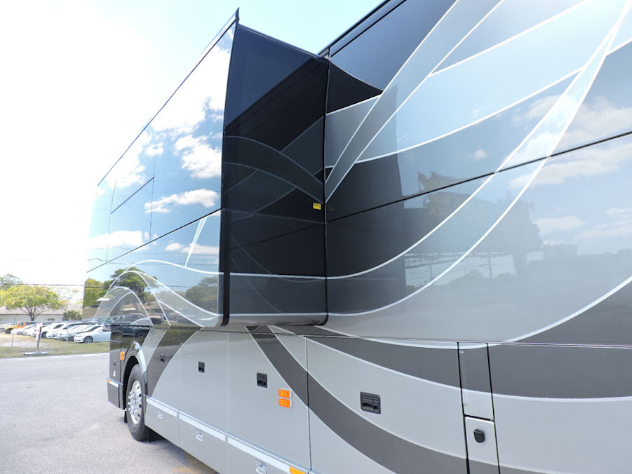 2017 Prevost Parliament H3-45 For Sale