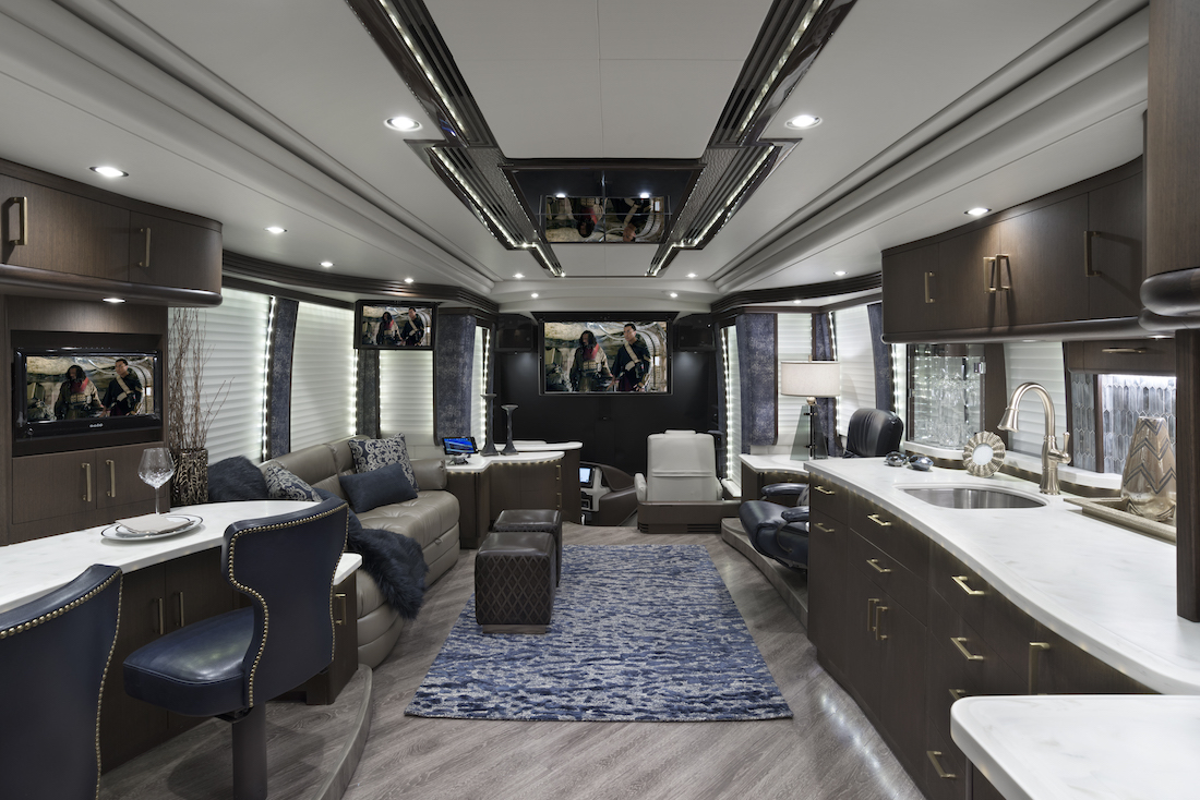 Motorcoach For Sale >> 2018 Prevost Liberty Elegant Lady H3-45Quad Slide # 821 Motorcoach For Sale >> 2018 Prevost Liberty Elegant Lady H3-45Quad Slide # 821
