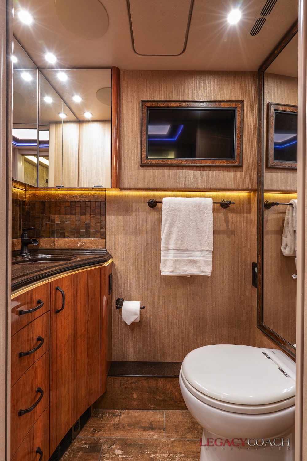2018 Prevost Marathon H3-45 For Sale