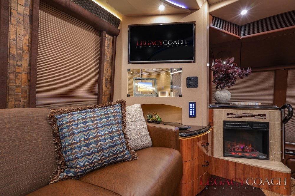 2018 Prevost Marathon H3-45 For Sale