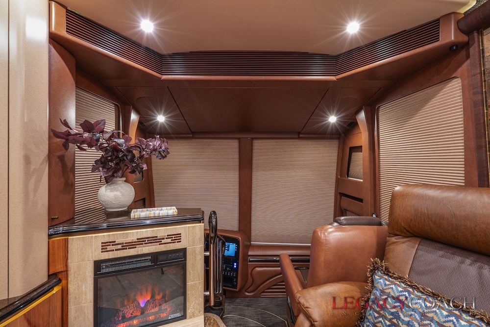 2018 Prevost Marathon H3-45 For Sale