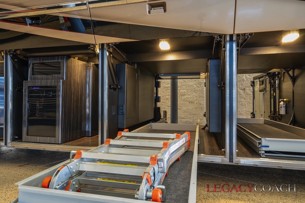 2018 Prevost Marathon H3-45 For Sale