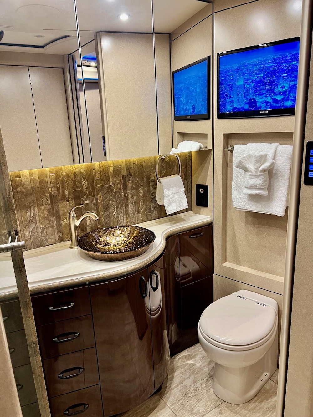 2018 Prevost Marathon X3 For Sale