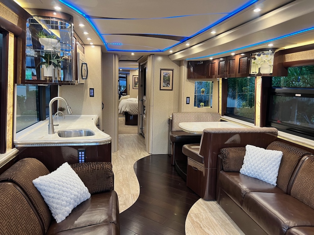 2018 Prevost Marathon X3 For Sale