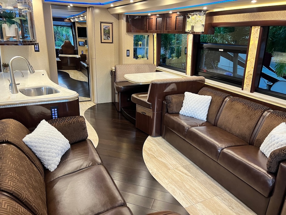 2018 Prevost Marathon X3 For Sale