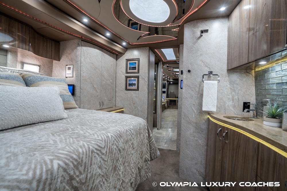 2018 Prevost Marathon X3 For Sale