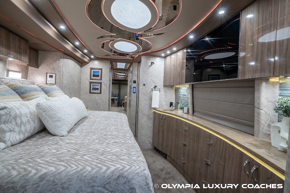 2018 Prevost Marathon X3 For Sale